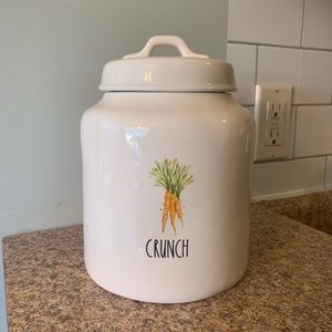 Rae Dunn Crunch Carrot Canister w/ Lid